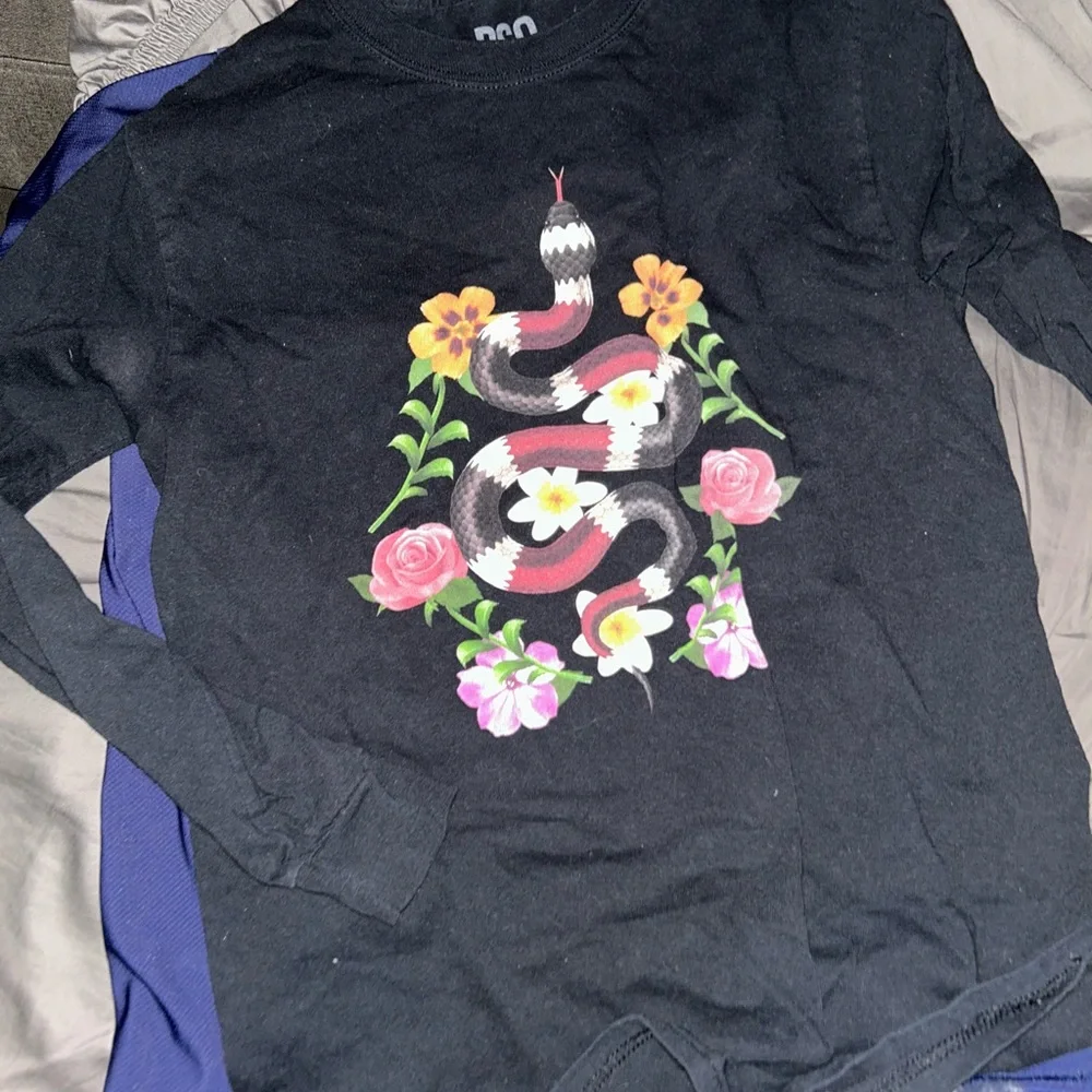 Two Shirts - Picture 1 of 4